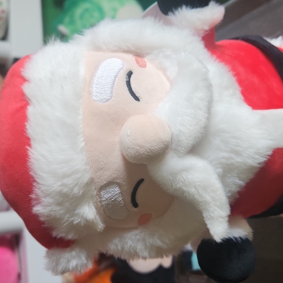 Squishmallows Nick  Santa Clause HugMee Christmas 2023 - Picture 2 of 4